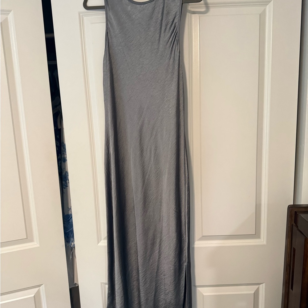 Elegant Gray Sleeveless Dress